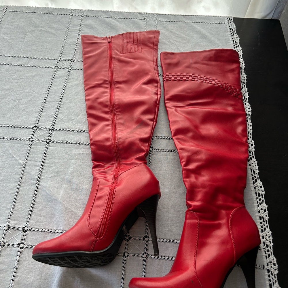 De Blossom Collection Red Heeled Boots